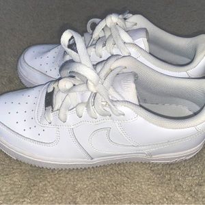 Nike Air Force 1’s Size 6 Youth